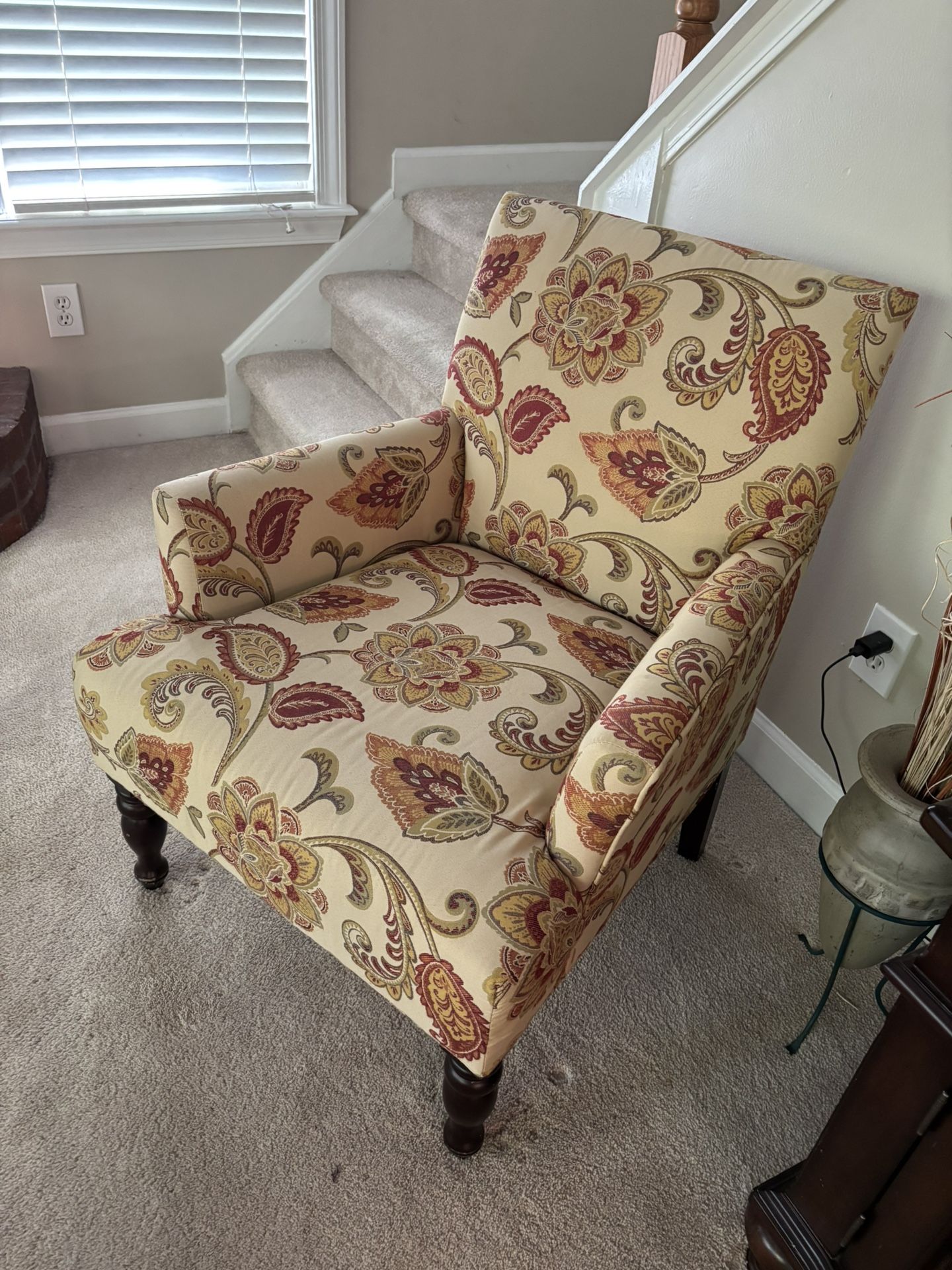 Pier 1 Accent Chair 