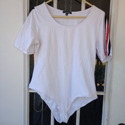 Ambiance Women's White Short Sleeve Bodysuit Size: 2X