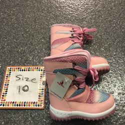 New Snow Boots Sz 10