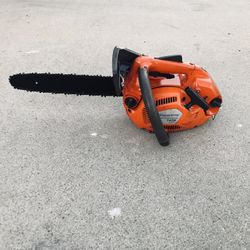Husqvarna Commercial Gas Chainsaw