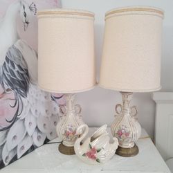 Gorgeous Vintage Victorian Lamp Set For Sale 