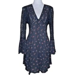 En Creme Women's Black Floral Lace V-Neck Flair Sleeve Midi Dress Sz M