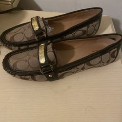🍀💕Coach Loafers Size 8B