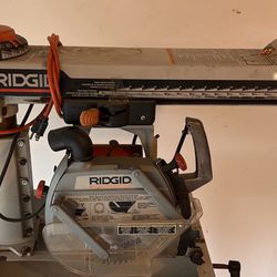 RIGID Sliding Compound Miter Saw