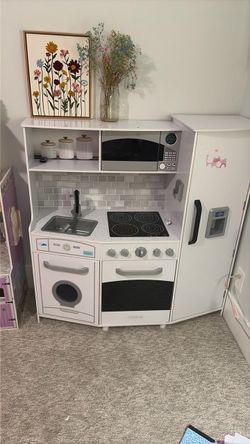 Kids play kitchen