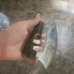 Alaska Ulu Skinning Knife With Base