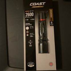Coast XP11R 2600 Flashlight