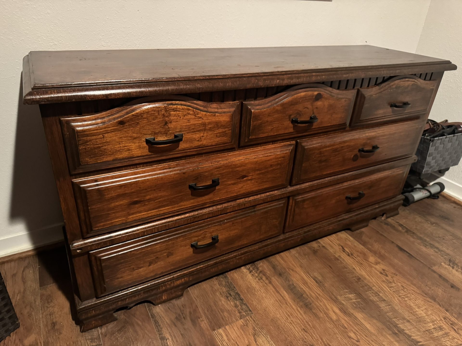 7 Drawer Dresser