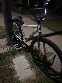 Throne Bike