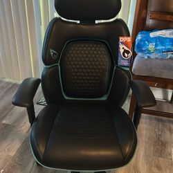 Gaming Chair ( New With Tags