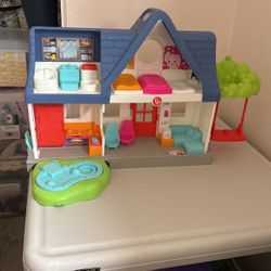 Fisher Price Little People Dollhouse