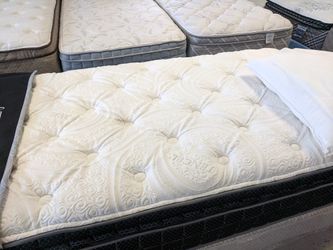 NEW King Pillowtops $275