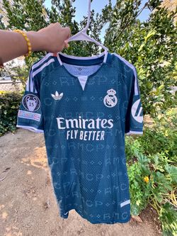 Real Madrid 26/27 away