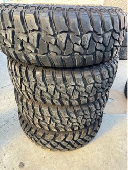 255/75r17 cooper tires en Excelentes Condiciones de Vida las 4