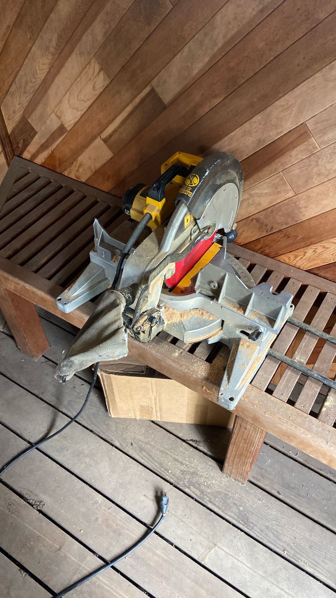 Dewalt chop saw miter