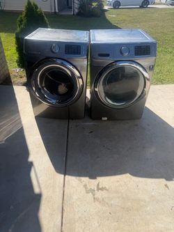 Washer and dryer set