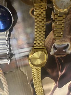 Nixon watch