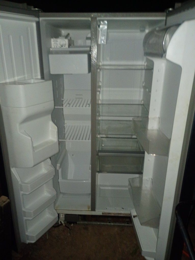 Whirlpool Refrigerator Double Door