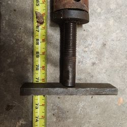 Jack Post 6' - Post is adjustable From 53" to 93"