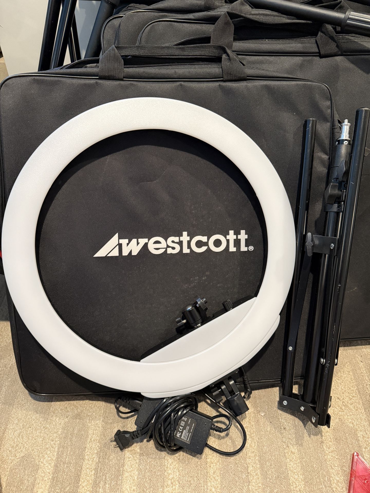 Lot of 10 – Westcott 18” Bi-Color LED Ring Light Kits w/ Stands & Cases