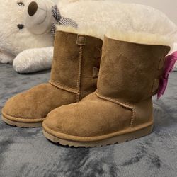 Ugg boots size 11 (limited edition)