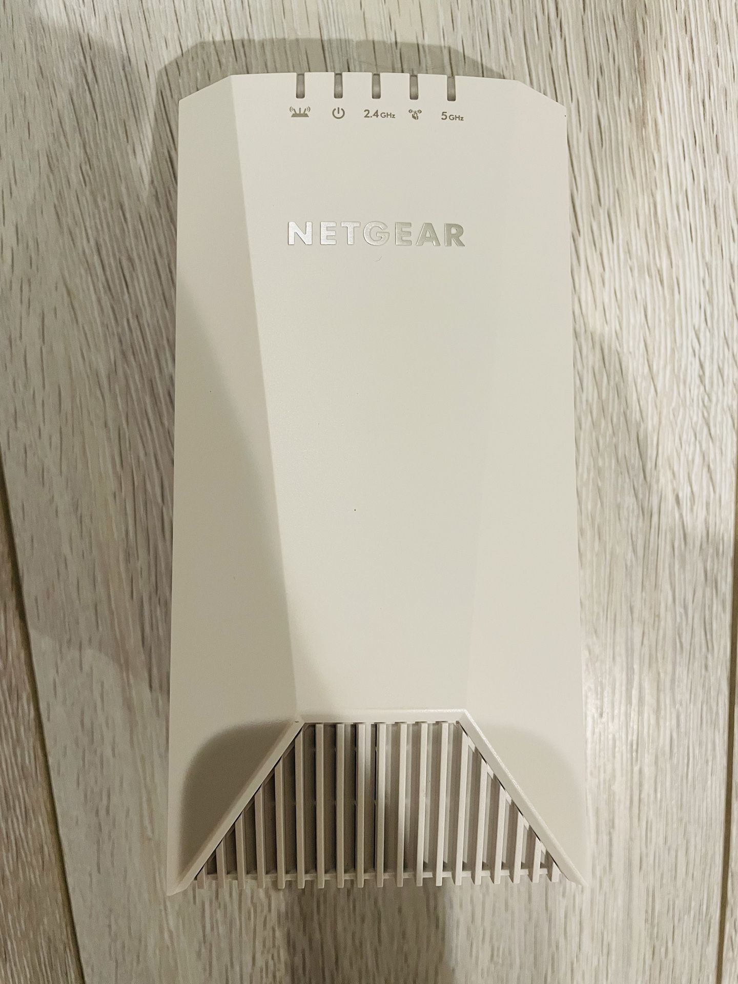 NETGEAR WiFi Mesh Range Extender
