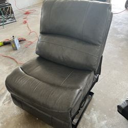 4 Motorized Leather Recliners 