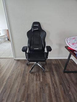 Gaming chair