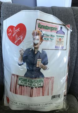 Lucy shower curtain