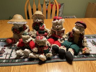 House of Lloyd Christmas Around The World -  Floyd, Flossie, Hip, Hop, Grandpa And Grannie Family!!!