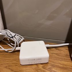Original Apple charger for MacBook 87W USB-C Power Adapter A1719