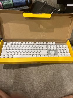 White Retro Round Keycap Keyboard