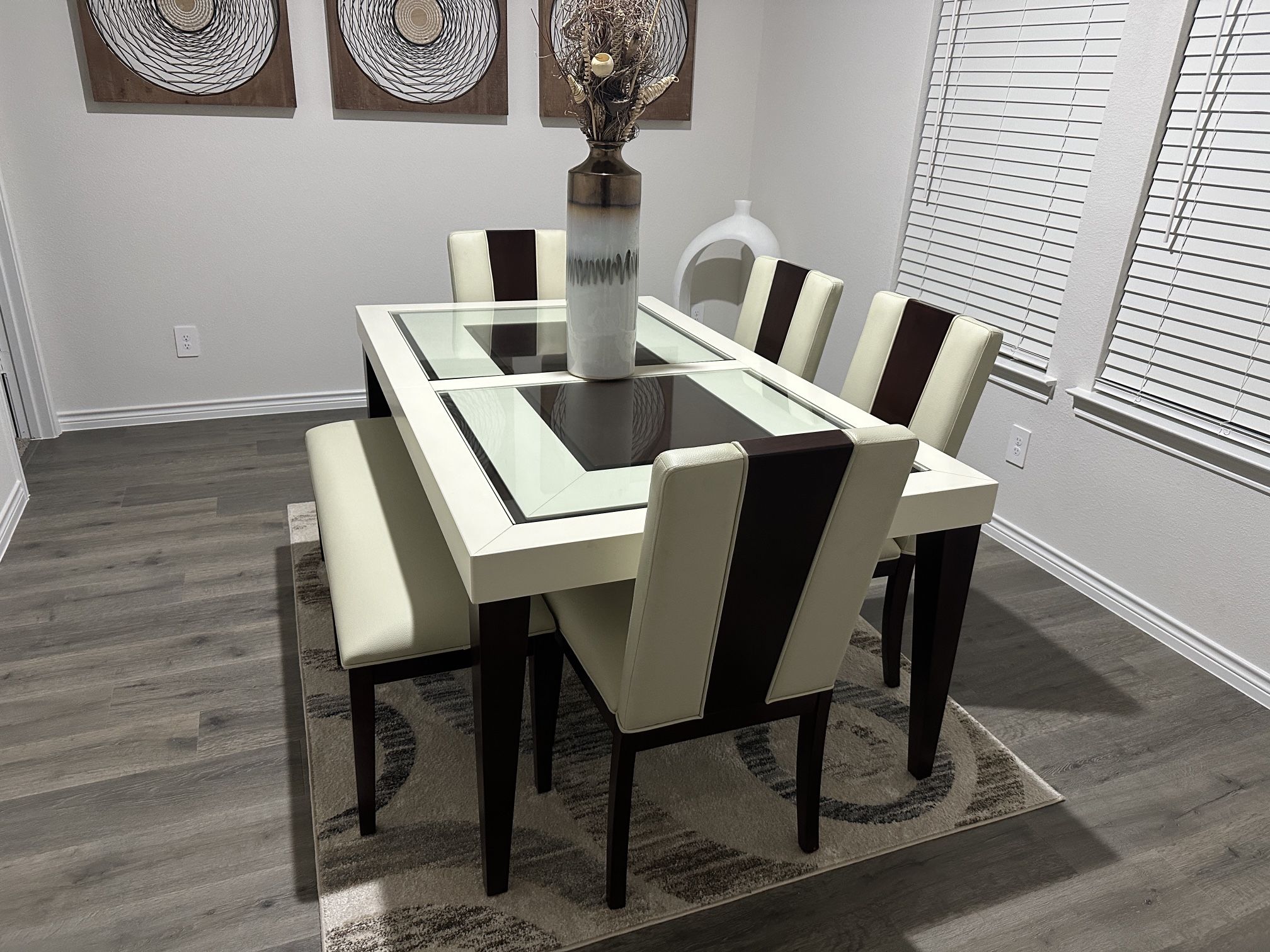 Sophia Vergara Dining Table With 4 Chairs & Bench