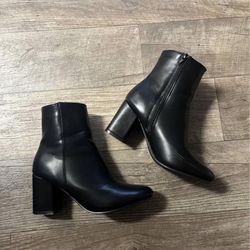 Boots Size 6
