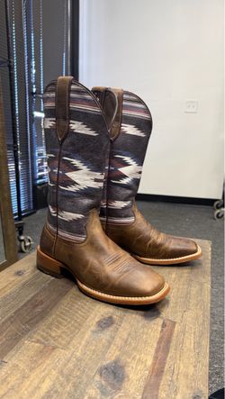 Ariat Frontier Chimayo Western Cowboy Boots Square Toe Size 7.5