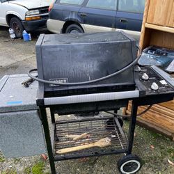 Weber Genesis Silver Natural (LP ) Gas Grill USED Cover