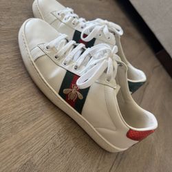 Gucci Shoes 