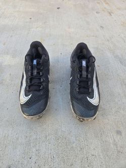 Molded Nike Baseball Cleats. Size 10