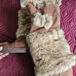 👢 Faux winter boots