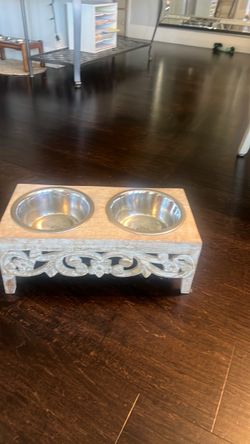 Doggie food tray
