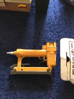 Bostitch Brad statelet