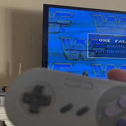 Super Nintendo Entertainment System SNES Console Bundle Contollers & Game