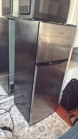 Mini Fridge