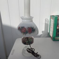 Vintage / Antique Lamp 