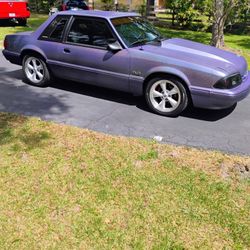 1991 Ford Mustang