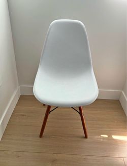 Modern White Eames-Style Side Chair