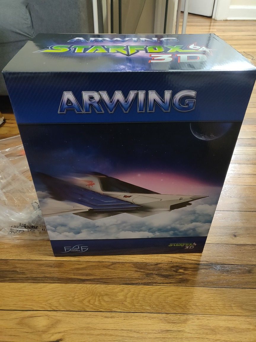 Nintendo Starfox 64 3D Arwing First4Figures Statue