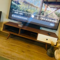 Mid century modern tv stand/console mint
