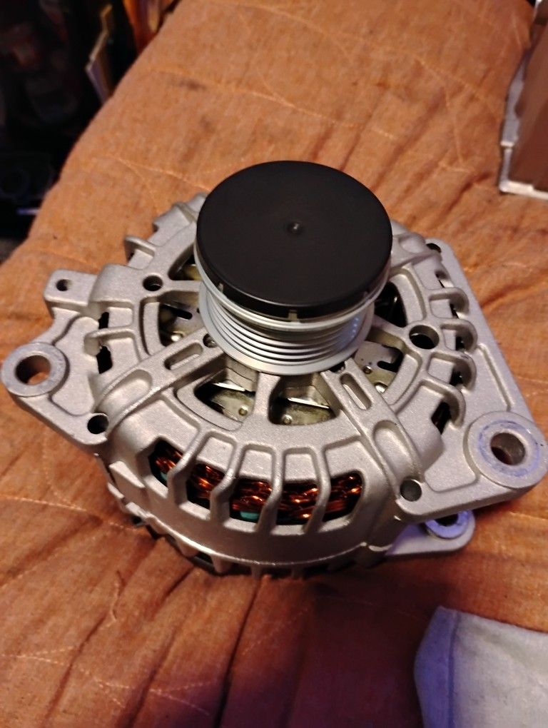 Alternator For Kia Sorento 2013-2015 Kia Optima 2014-2015 Hyundai Santa Fe Sport 2013-2016