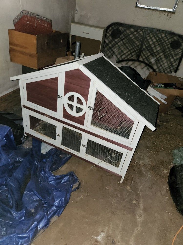 Rabbit barn